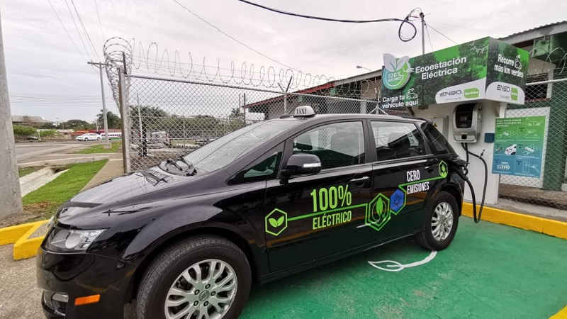 Panamá ya cuenta con su primera flota de taxis eléctricos no contaminantes.