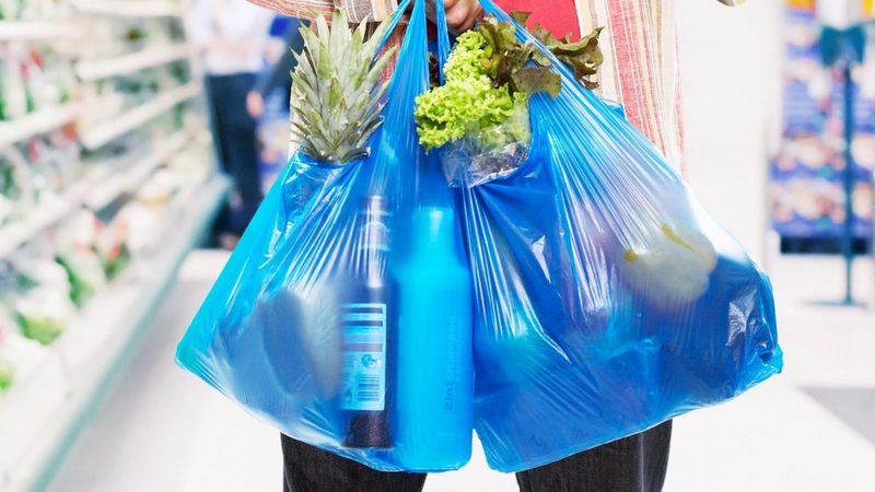 Panamá prohíbe el uso de bolsas plásticas.