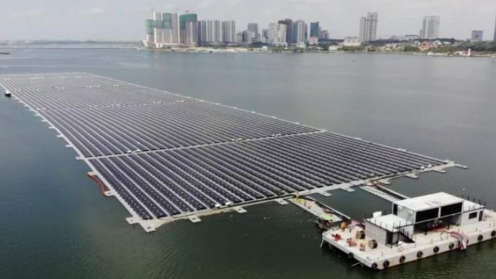 Construirán la planta solar flotante más grande en Indonesia