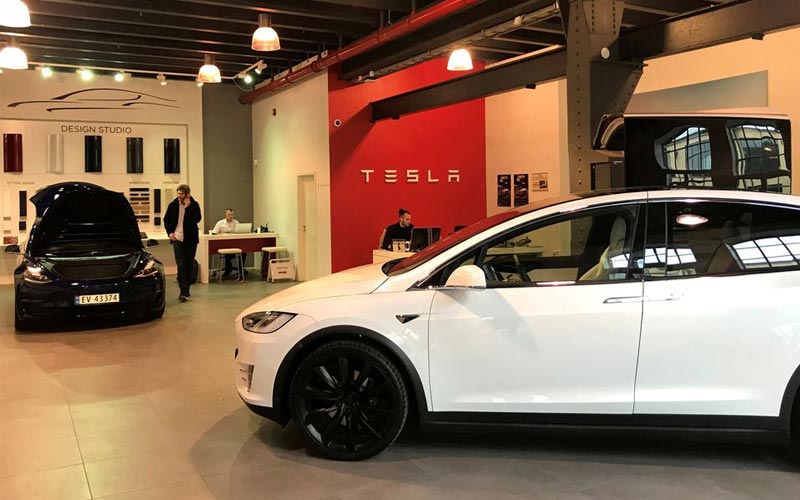 Los coches eléctricos alcanzan el 65% de las ventas en Noruega y Tesla se hace con el primer puesto