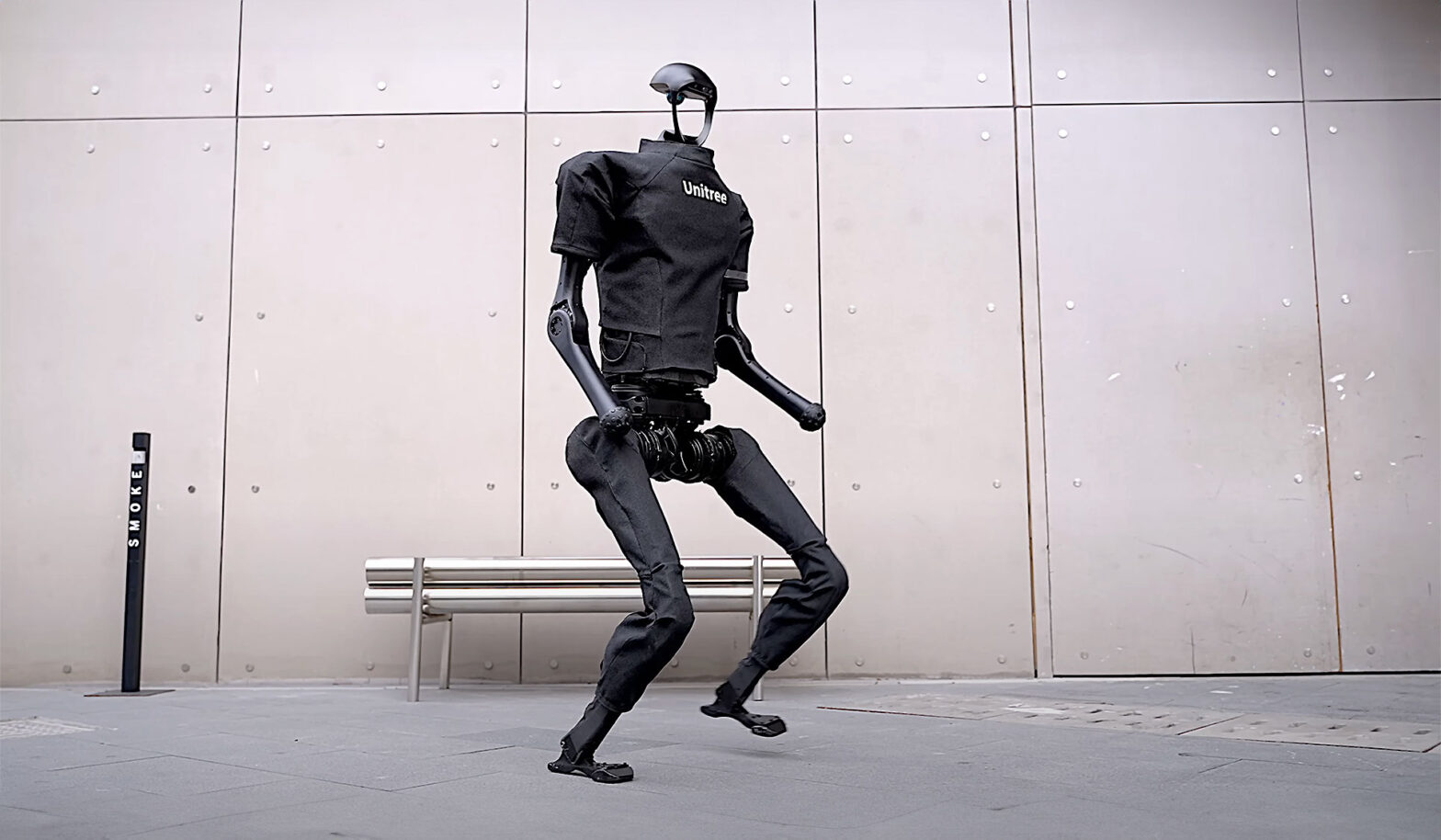 Unitree H1: EL primer robot humanoide de uso general con IA incorporada